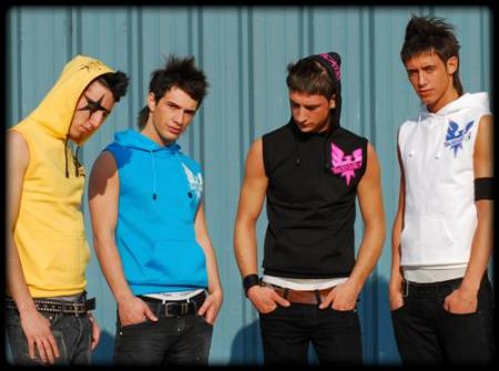 LA BANDE DE LA TECKTONIK